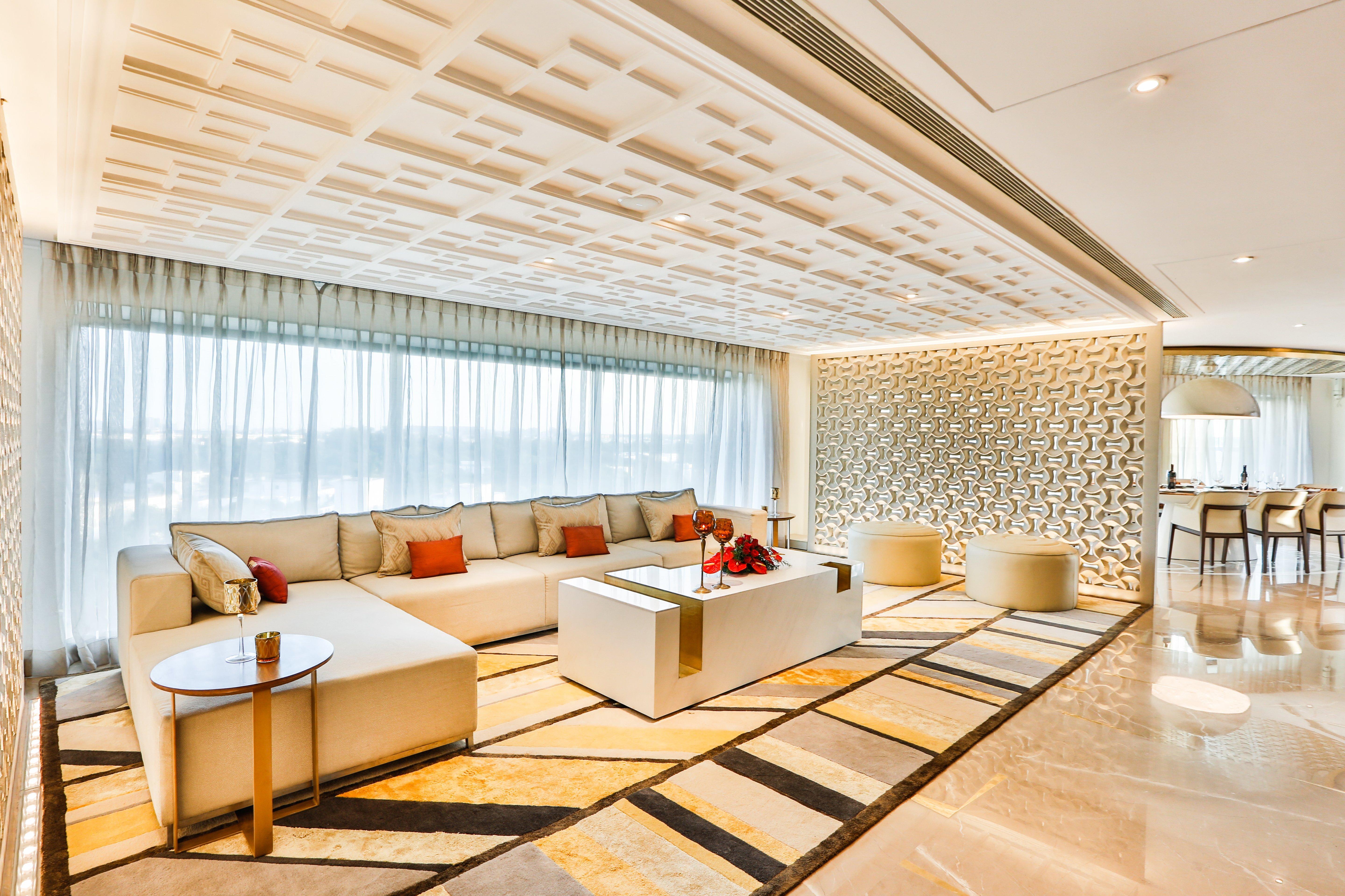 Crowne Plaza Chennai Adyar Park, An Ihg Hotel מראה חיצוני תמונה The interior of the lounge