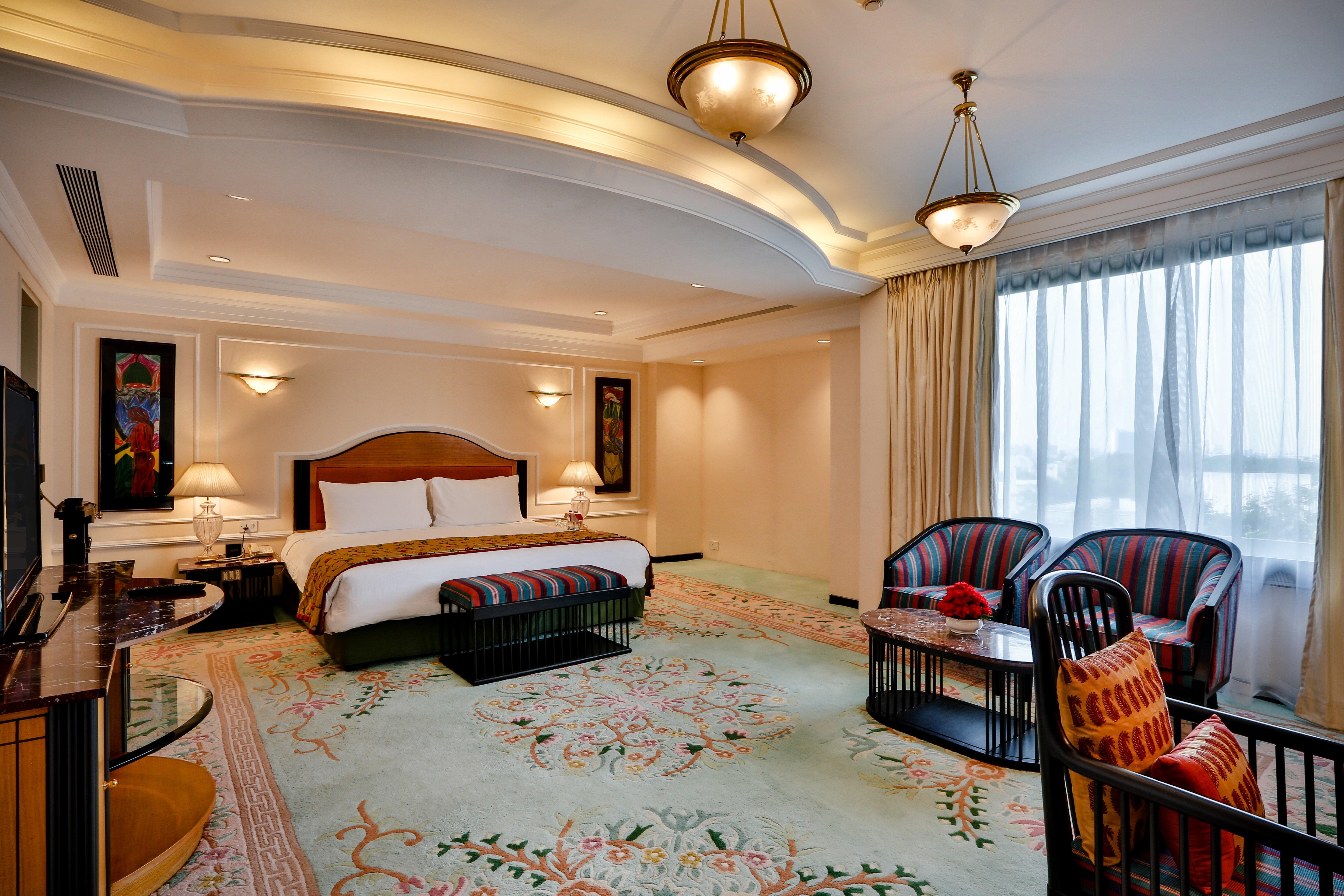 Crowne Plaza Chennai Adyar Park, An Ihg Hotel מראה חיצוני תמונה A suite at the Shangri-La Hotel, Kuala Lumpur